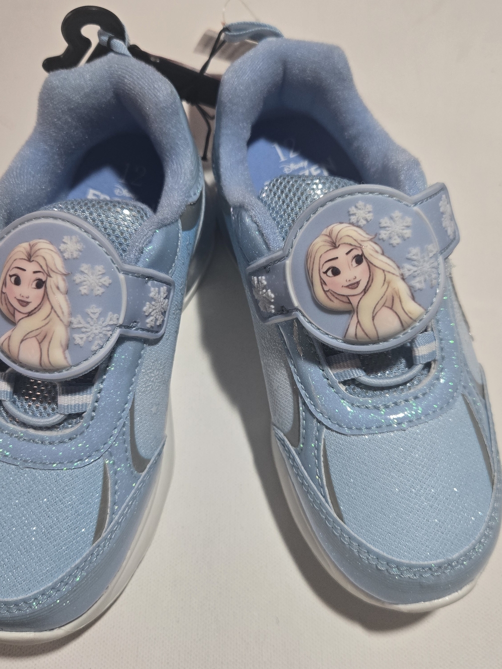 Disney Frozen Light‑Up Sneakers On/Off Elsa/Olaf – Kids Size 12 – New With Tags